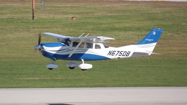 Cessna 206 Stationair (N675DB)