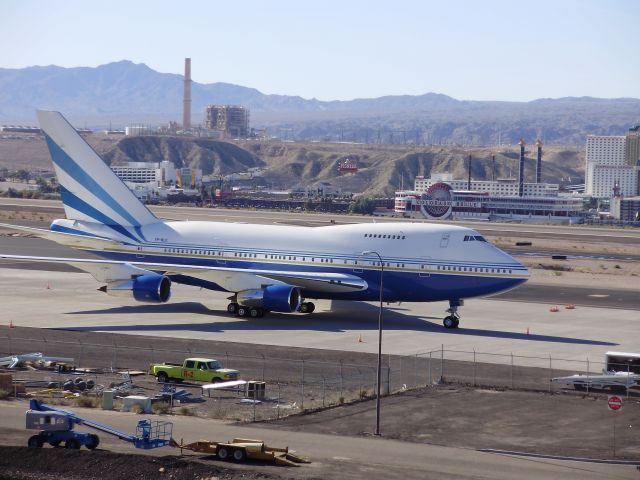 Boeing 747-200 (VP-BLK) - I believe this is the first 747 ever to land at Bullhead/Laughlin (KIFP)