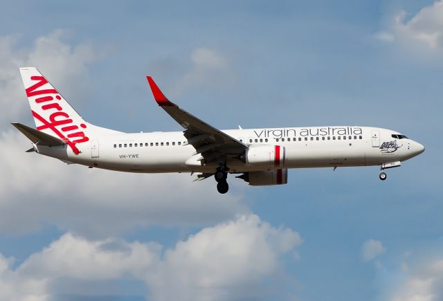 Boeing 737-700 (VH-YWE) - VIRGIN AUSTRALIA AIRLINES - BOEING 737-8FE - REG VH-YWE (CN 41015) - ADELAIDE INTERNATIONAL AIRPORT SA. AUSTRALIA - YPAD 13/7/2019