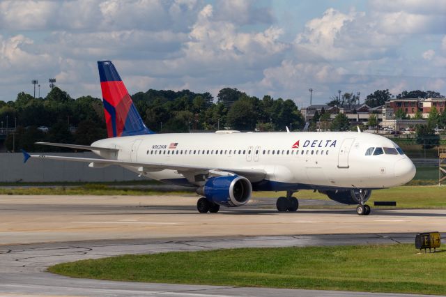 Airbus A320 (N362NW)