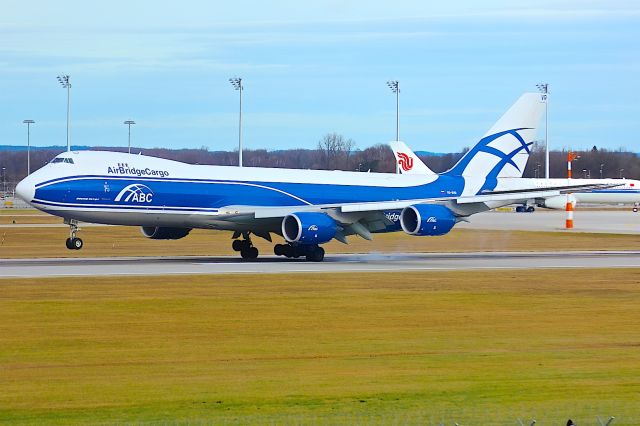 BOEING 747-8 (VQ-BVR)