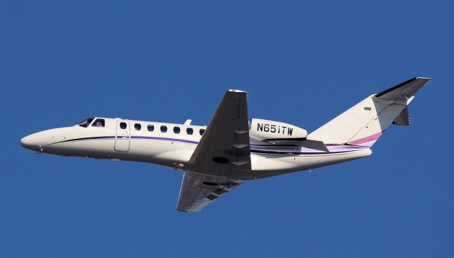 Cessna Citation CJ3 (N651TW) - Takeoff out of Palmer Regional