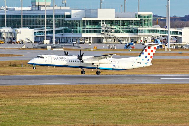 de Havilland Dash 8-400 (9A-CQA)