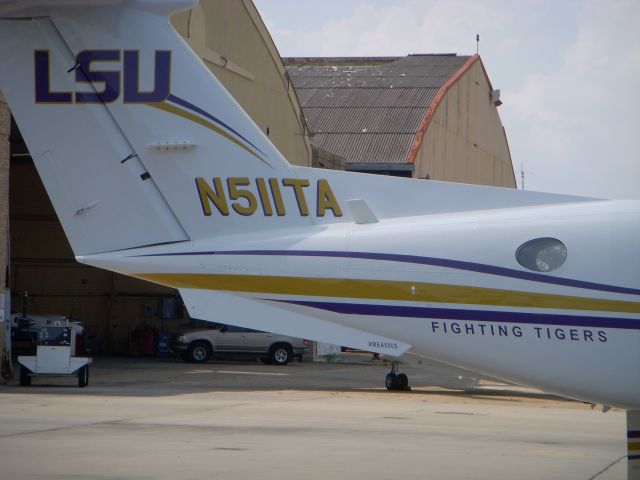 Beechcraft Super King Air 200 (N511TA) - Geaux Tigers