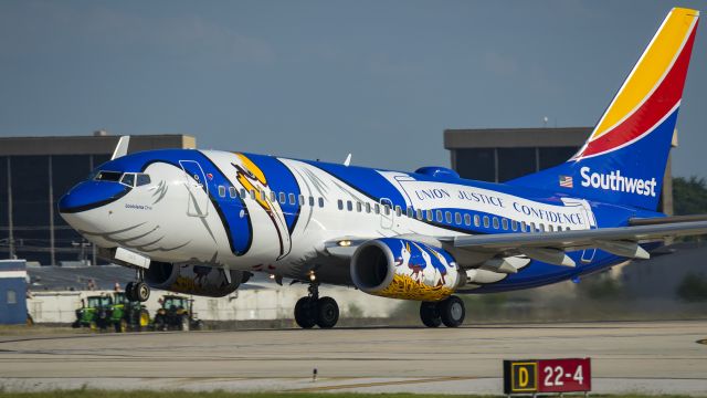 Boeing 737-700 (N946WN) - Louisiana One as it was departing runway 4 bound for LAX.br /5/28/18