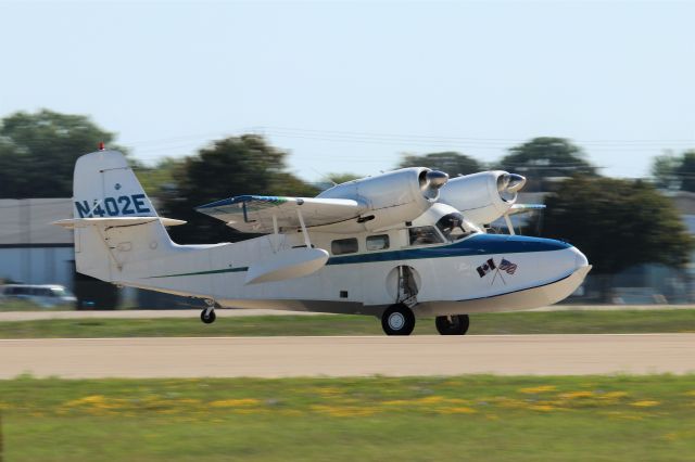 Grumman G-44 Widgeon (N402E) - Leaving EAA Airventure 2022