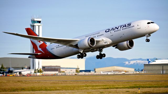 Boeing 787-9 Dreamliner (VH-ZNB) - QFA6026 on rotation from Rwy 16R to begin its delivery flight to YMML / MEL on 12.9.17. (ln 644 / cn 39039).