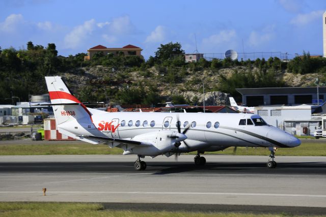 HI1038 — - SkyHigh I1038 departing TNCM St Maarten