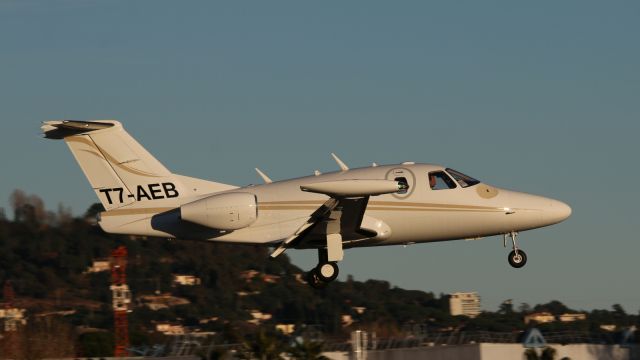 Eclipse 500 (T7-AEB)