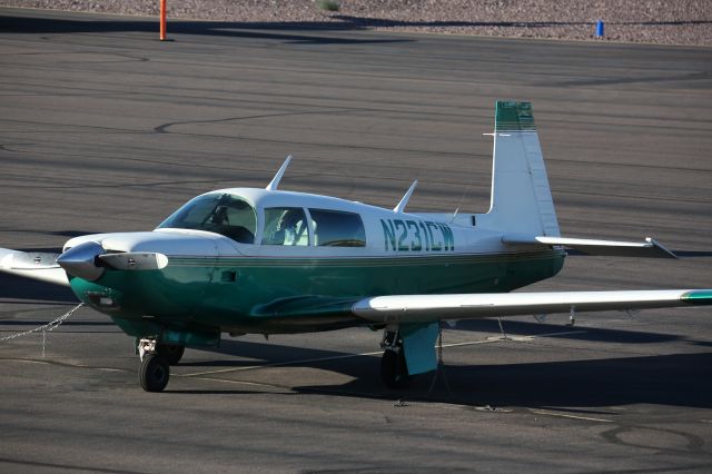 Mooney M-20 Turbo (N231CW)