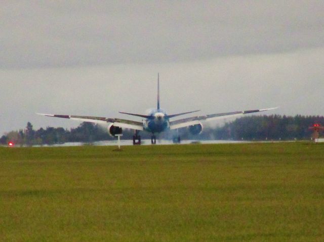 Boeing 787-8 (B-2726) - China Southern 787-800 touchdown at Christchurch Intl Airport.