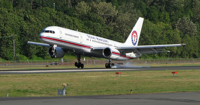 N757SS — - Bringing the Texas Rangers into Boeing Field to play the Mariners.