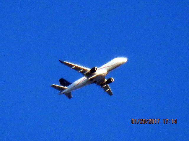 Embraer 170/175 (N805MD)