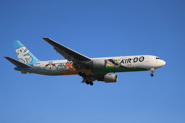 BOEING 767-300 (JA602A) - February 26th 2020:HND-HKD.