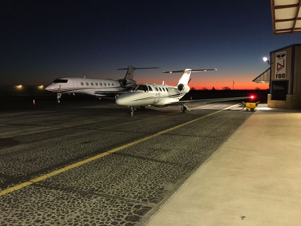 — — - Gulfstream G650 and CJ1 @ Waco Flying Service FBO