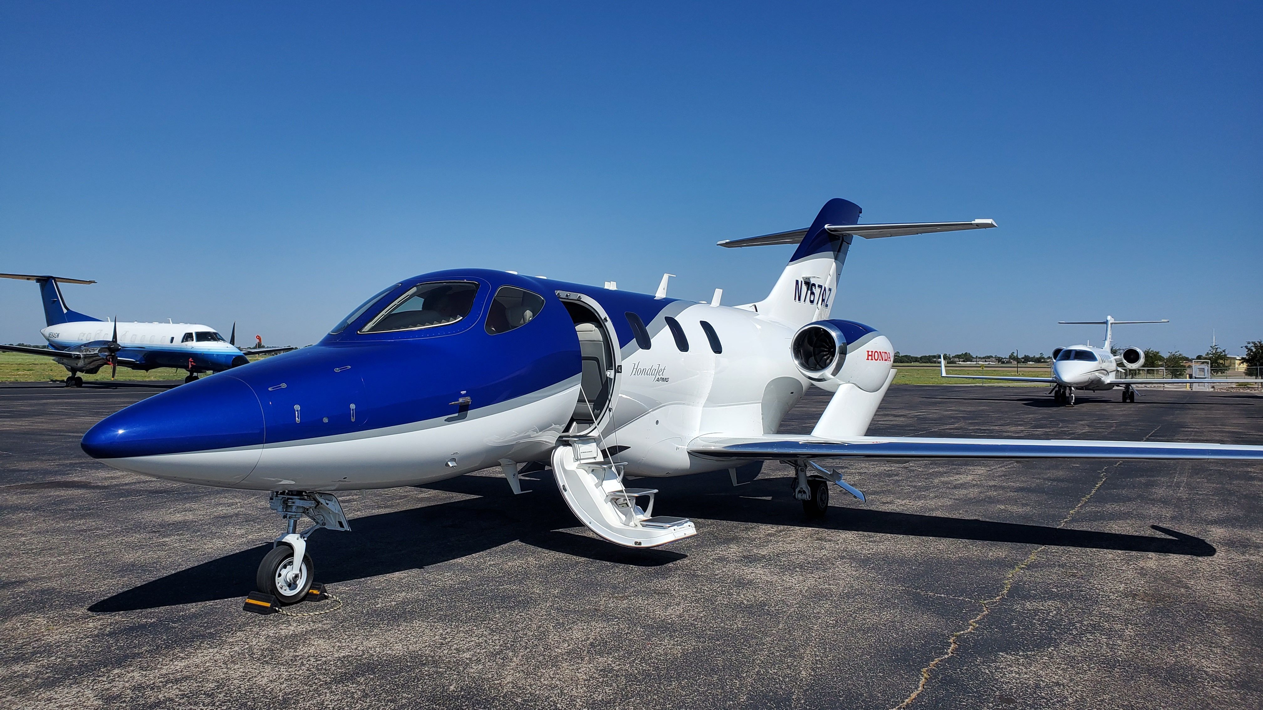 Honda HondaJet (N767AZ)