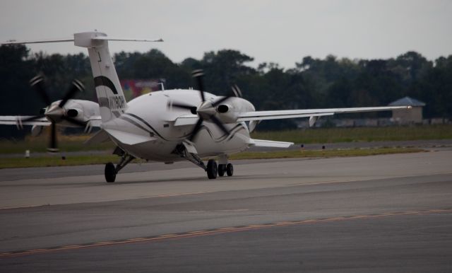 Piaggio P.180 Avanti (N180HM)