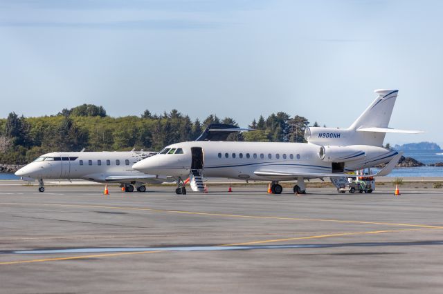 Dassault Falcon 900 (N900NH)