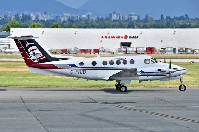 Beechcraft Super King Air 200 (C-FRIB)