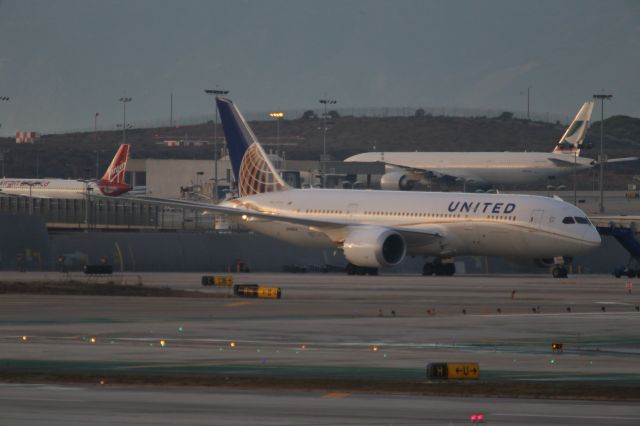 Boeing 787-8 (N45905)
