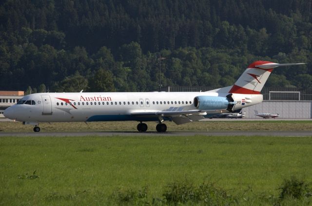 Fokker 100 (OE-LVO)