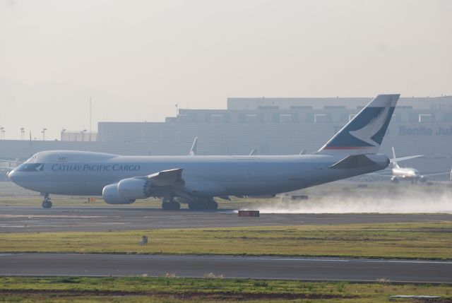 Boeing 747-200 (B-LJL)