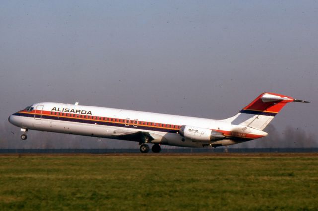 McDonnell Douglas DC-9-30 (HB-IKB)