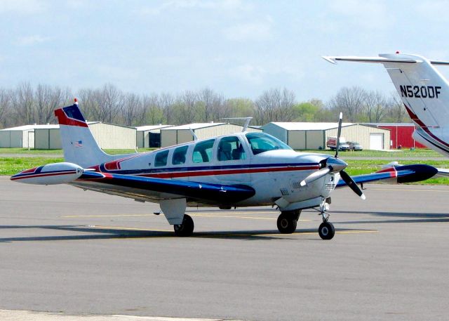 Beechcraft Bonanza (36) (N630JL) - At Downtown Shreveport. 1976 Beech A36