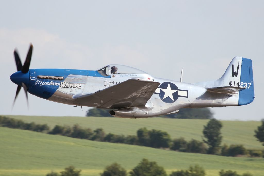 41-4237 — - Flying Legends 2013.