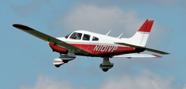 Piper Cherokee (N101VP) - This 1976 Piper Cherokee just took off, fall 2019.