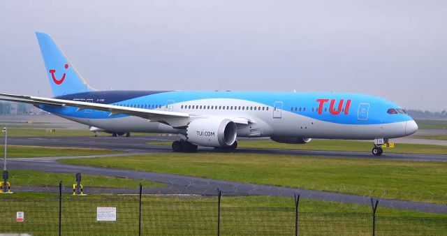 Boeing 787-9 Dreamliner (G-TUIO) - TUI B787-9 cn64294 feb 25