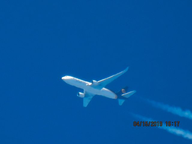 BOEING 767-300 (N1181A)