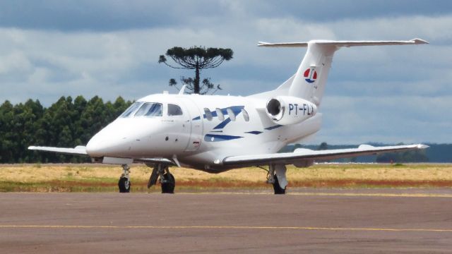 Embraer Phenom 100 (PT-FLX)