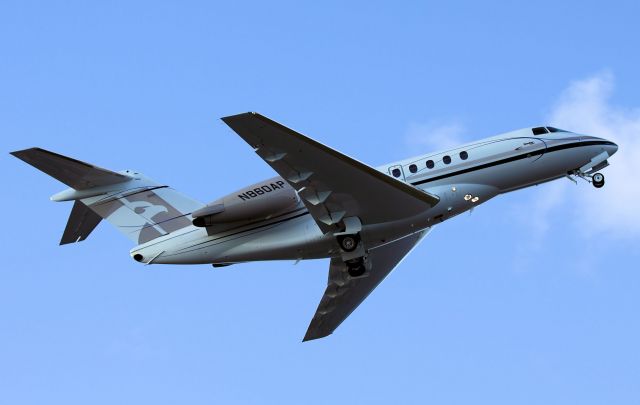 Hawker Beechcraft 4000 (N860AP)