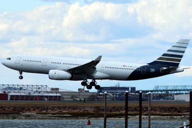 Airbus A330-200 (EC-NZJ)