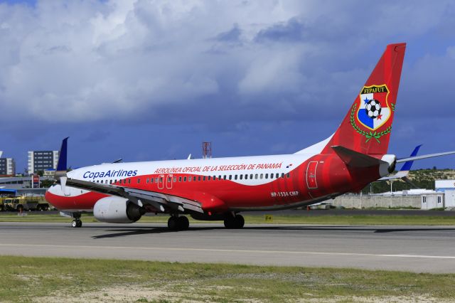 Boeing 737-800 (HP-1534CMP) - Copa Airlines national football team livery.