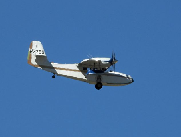 Grumman G-44 Widgeon (N77BD) - Final on niner at Carson City