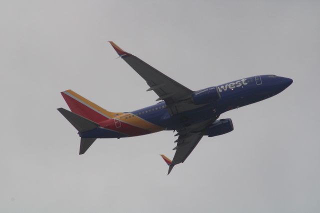 Boeing 737-700 (N942WN)