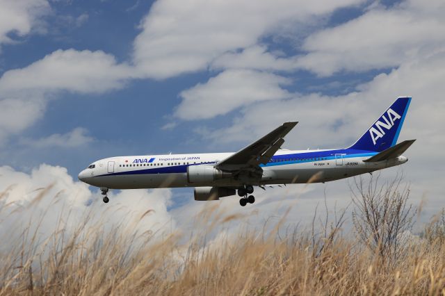 BOEING 767-300 (JA609A) - May 15th 2022:HND-HKD.