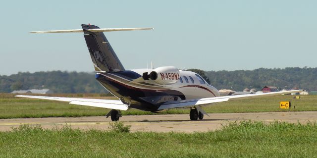 Cessna Citation CJ1 (N459NA) - Photo credit: George Goebel.  Public domain.