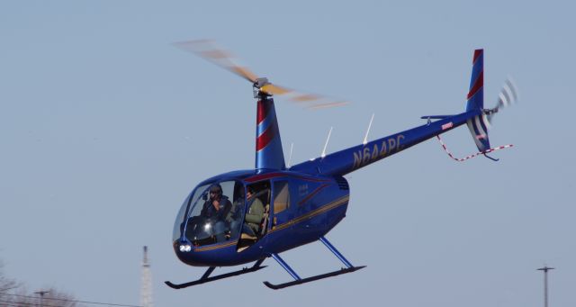 Robinson R-44 (N644PC) - LINDEN AIRPORT-LINDEN, NEW JERSEY, USA-FEBRUARY 08, 2023: Seen by RF above Linden Airport (just south of Newark Airport) at approximately 1426 hours, was this Robinson R-44 helicopter.