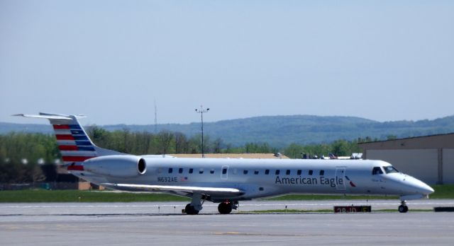 Embraer ERJ-145 (N632AE) - Shown here taxiing is an American Eagle Embraer ERJ-145 in the Spring of 2018.