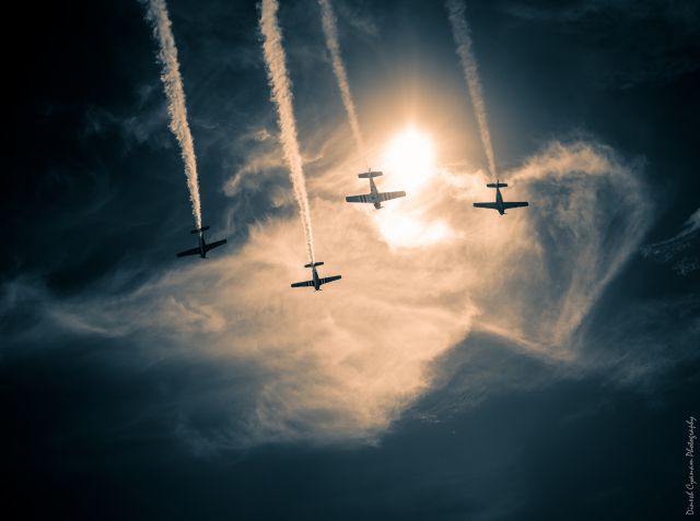 — — - A flyby by the US Air Force and the Navy during the 2014 Detroit Grand Prix at Belle Isle. Full res link: a rel=nofollow href=http://flic.kr/p/nQALNZhttps://flic.kr/p/nQALNZ/a