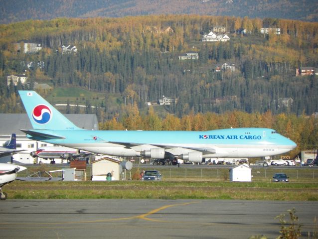 BOEING 747-8 (HL7400)