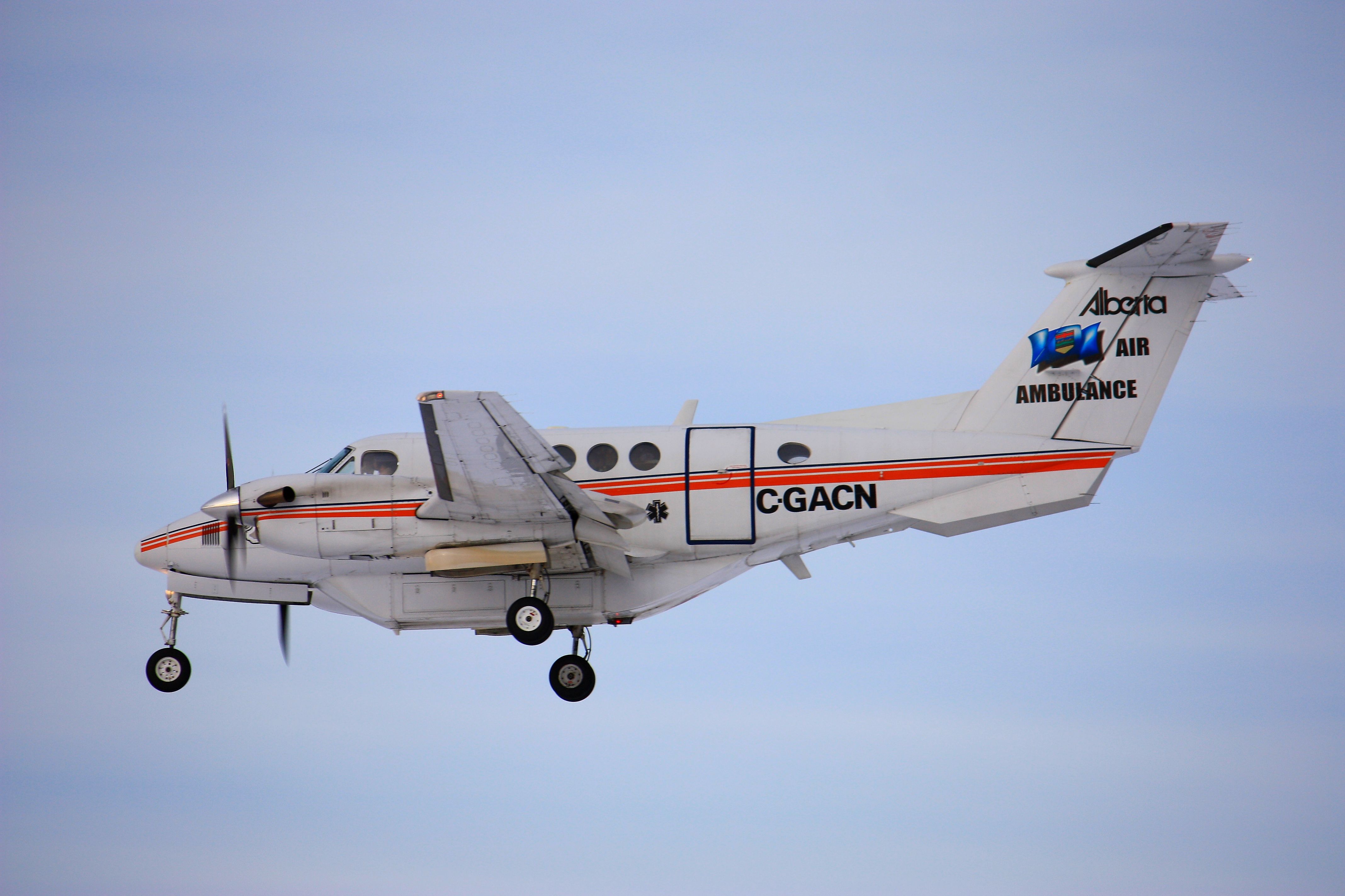 Beechcraft Super King Air 200 (C-GACN)