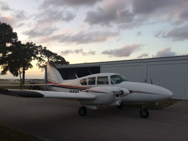 Piper Apache (N4955P)