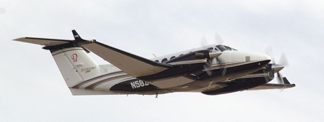 Beechcraft Super King Air 200 (N56ZT)