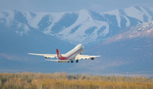 BOEING 747-8 (LX-VCI)