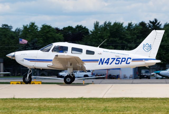 Piper Cherokee (N475PC)