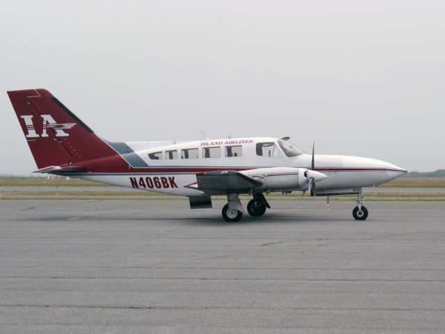 Cessna 402 (N406BK)